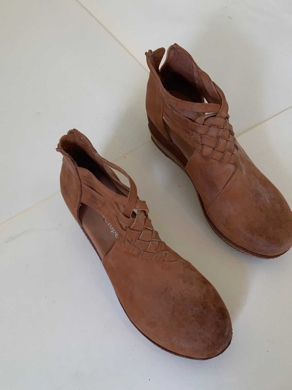 Stacked open clog sandals